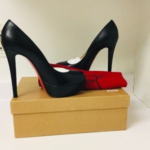 Christian louboutin pumps